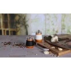 Moulin à Poivre En Bois Effet Cuir Noir -Maison Cuisine Rabais 200029 3 1 Moulin a poivre en bois effet cuir noir Ogo