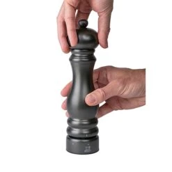 Peugeot Moulin à Poivre Paris Chef Carbone -Maison Cuisine Rabais 201229 2 2 Moulin a poivre Paris Chef carbone Peugeot