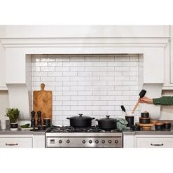 Le Creuset Cocotte Fonte Ovale 27 Cm Noir -Maison Cuisine Rabais 213195 2 2 Cocotte fonte ovale 27 cm noir Le Creuset