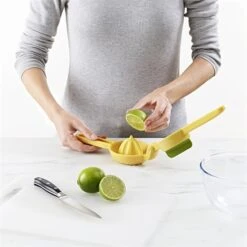 Joseph Joseph Presse-agrumes JuiceMax -Maison Cuisine Rabais 606038 2 1 Presse agrumes JuiceMax Joseph Joseph